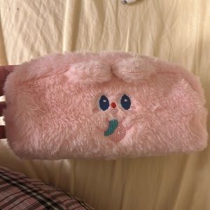 Cutest pencil pouch.Never used it.